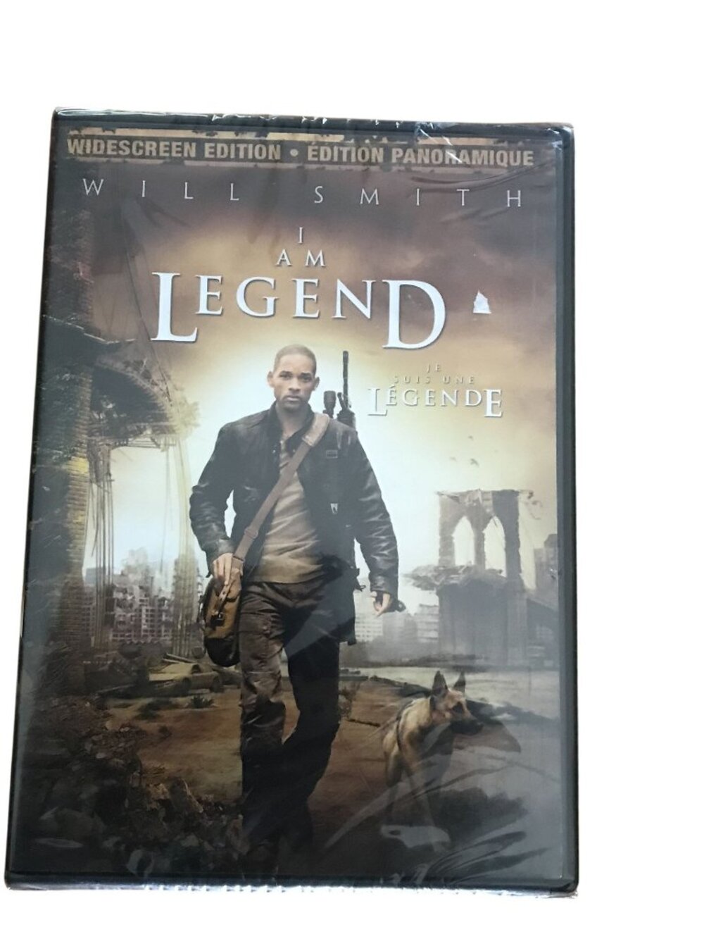 I Am Legend DVD Widescreen Edition With Will Smith NEW